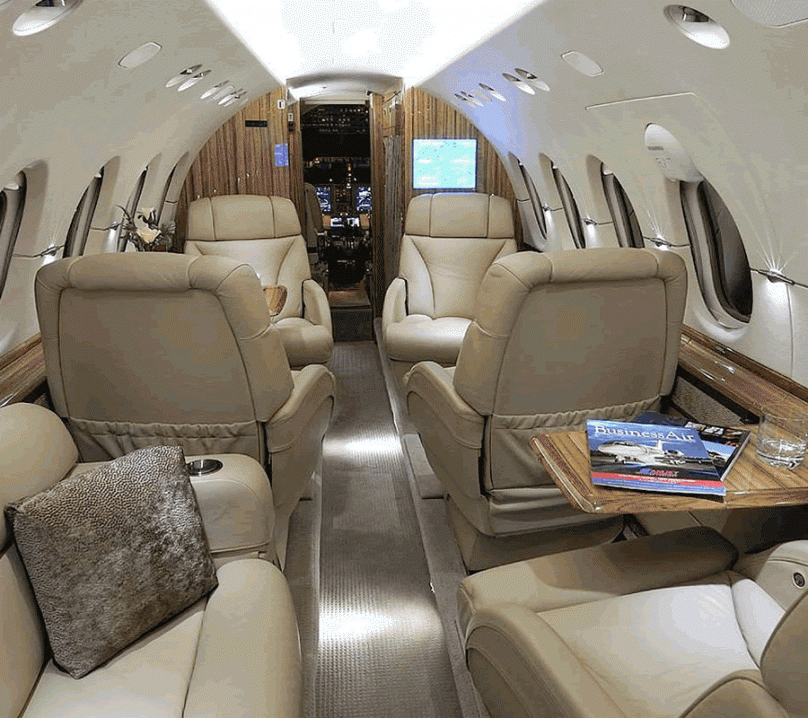 8 seat hawker 800xp private jet to cannes