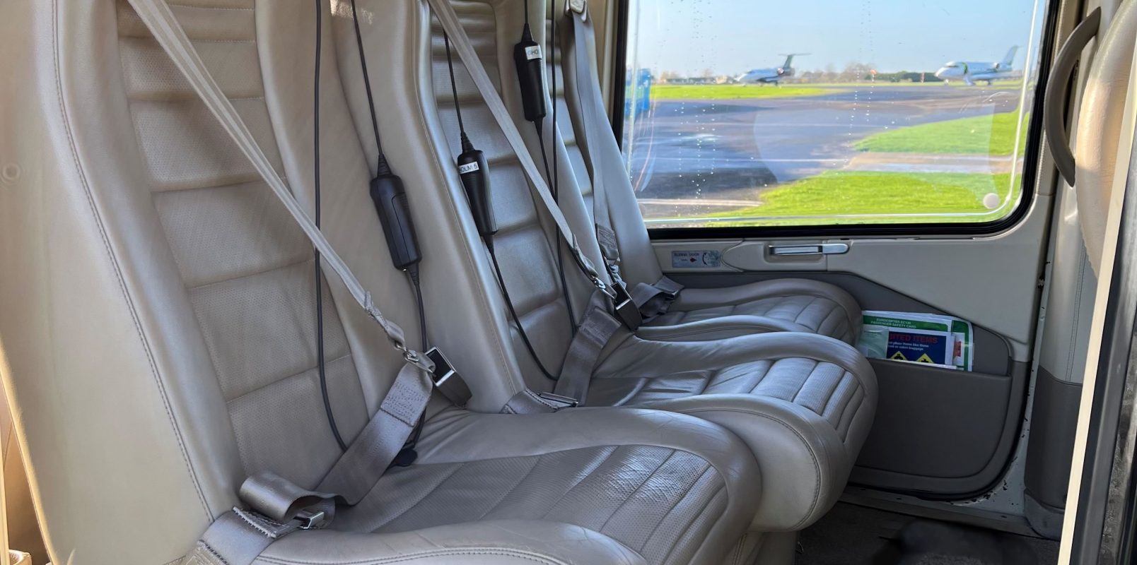 Ec135 interior