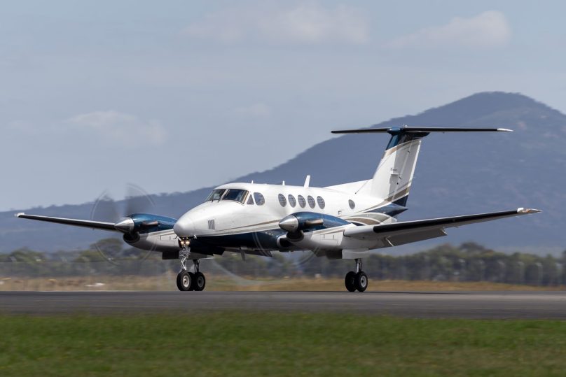 Air taxi - king air 200