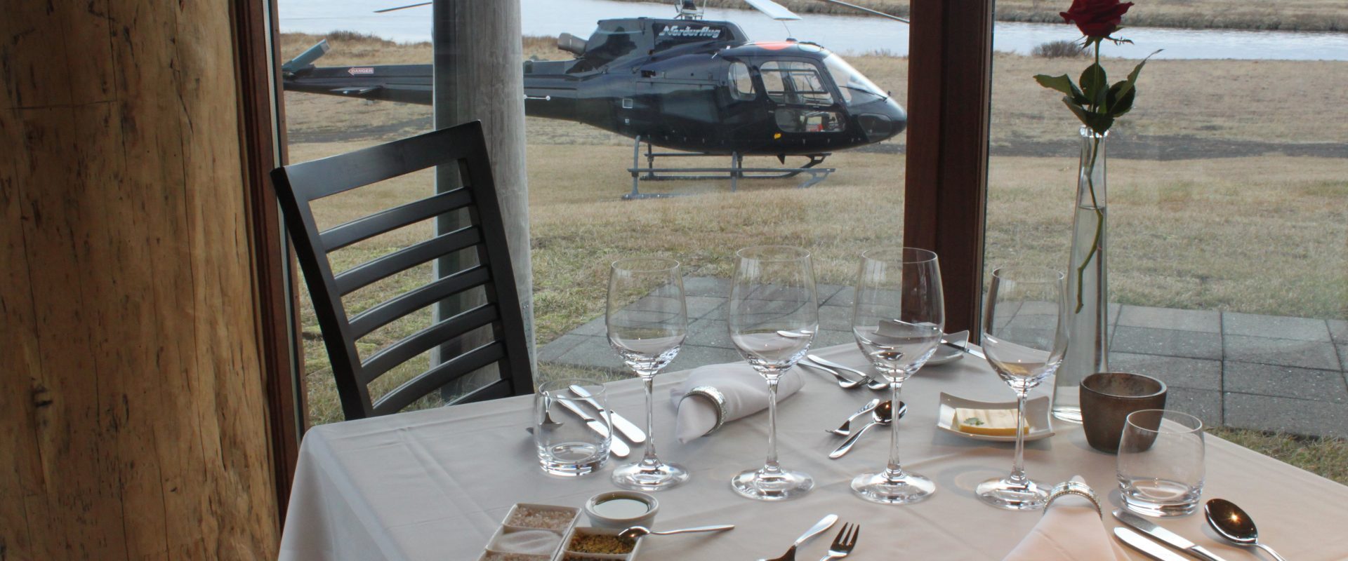 Helicopter-and-dinner-at-hotel